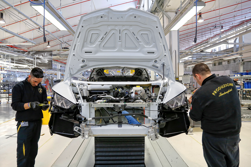 Illustration for article titled How Lamborghini Builds The Huracan